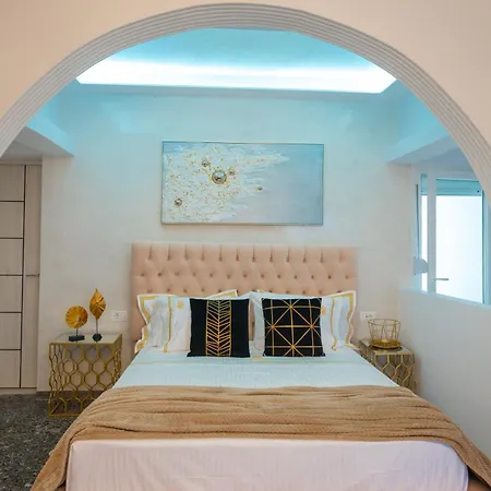 Aina Suites Karterados  Extérieur photo