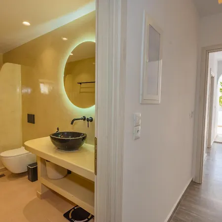 Aina Suites Karterados  Extérieur photo